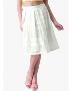 White Solid Flared Knee Length Skirt
